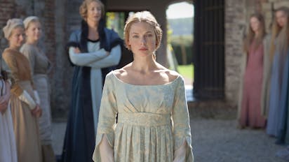 S1 E1 - In Love With The King