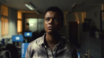 S1 E3 - Black Spots in the Garage